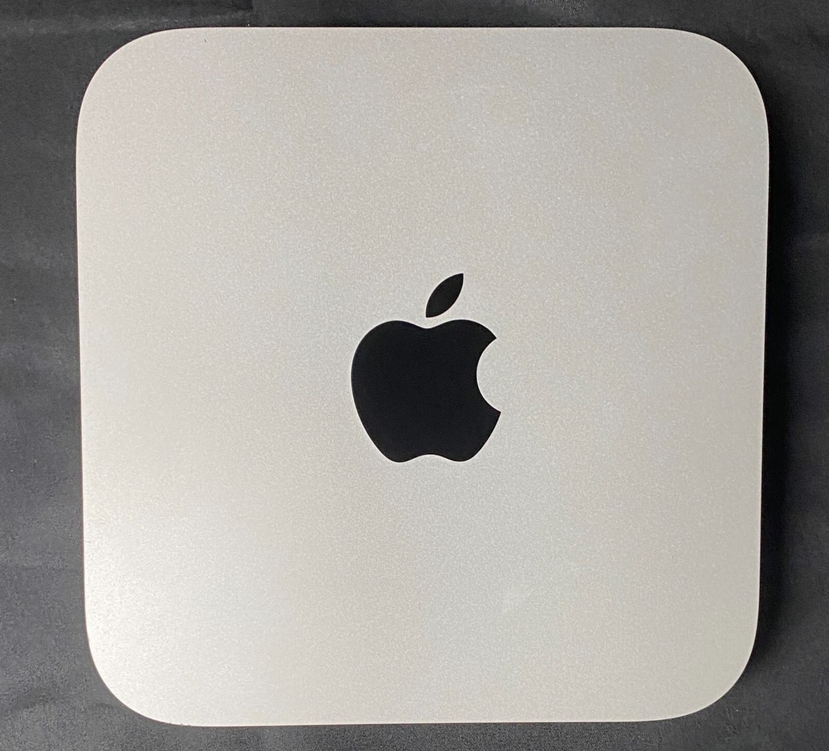 Apple Mac Mini (256GB SSD, M1 8-Core, 8 GB RAM) - Silver, A2348