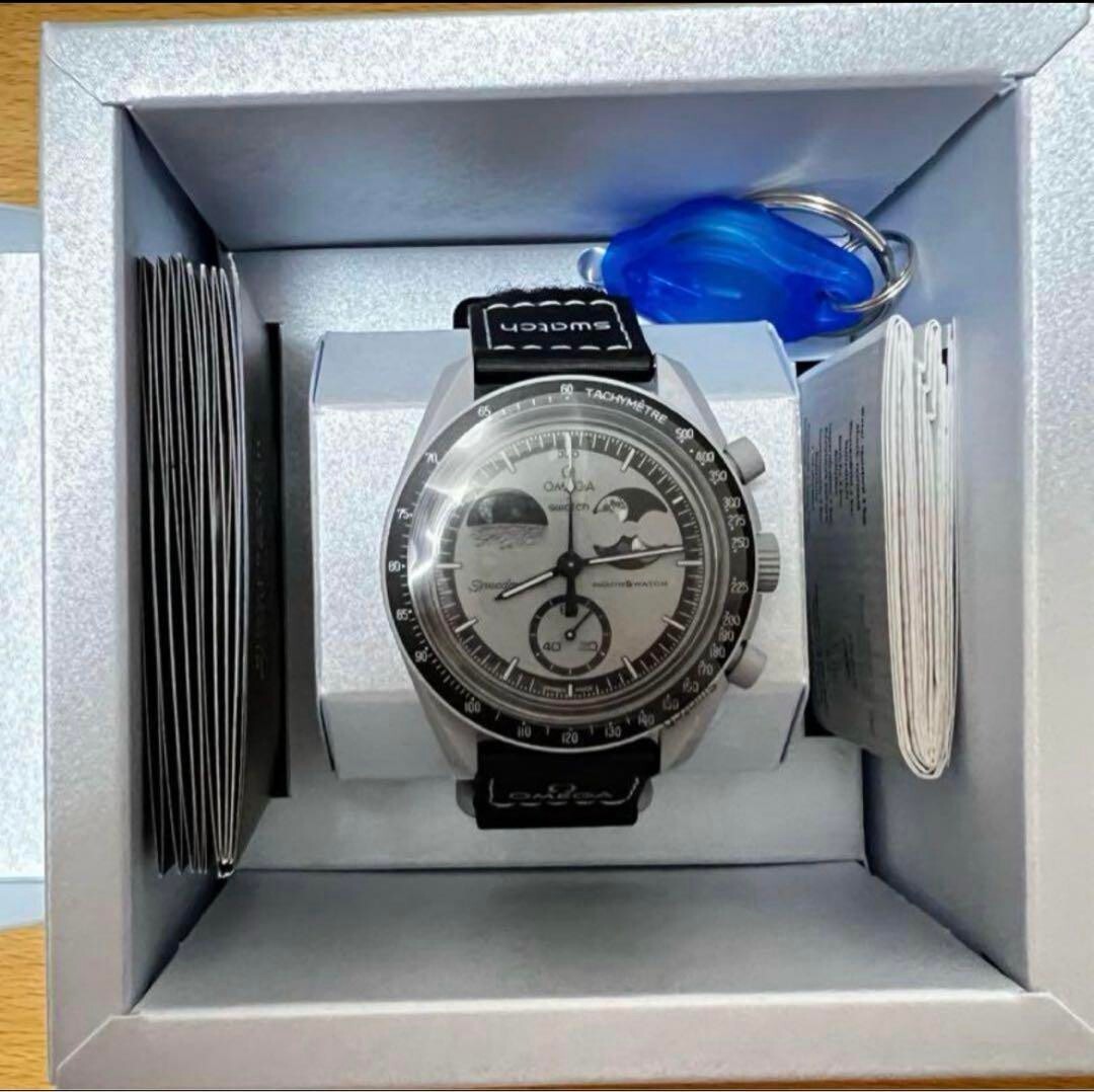 Swatch x Omega Moonswatch Mission To Earthphase SO33M700 Black