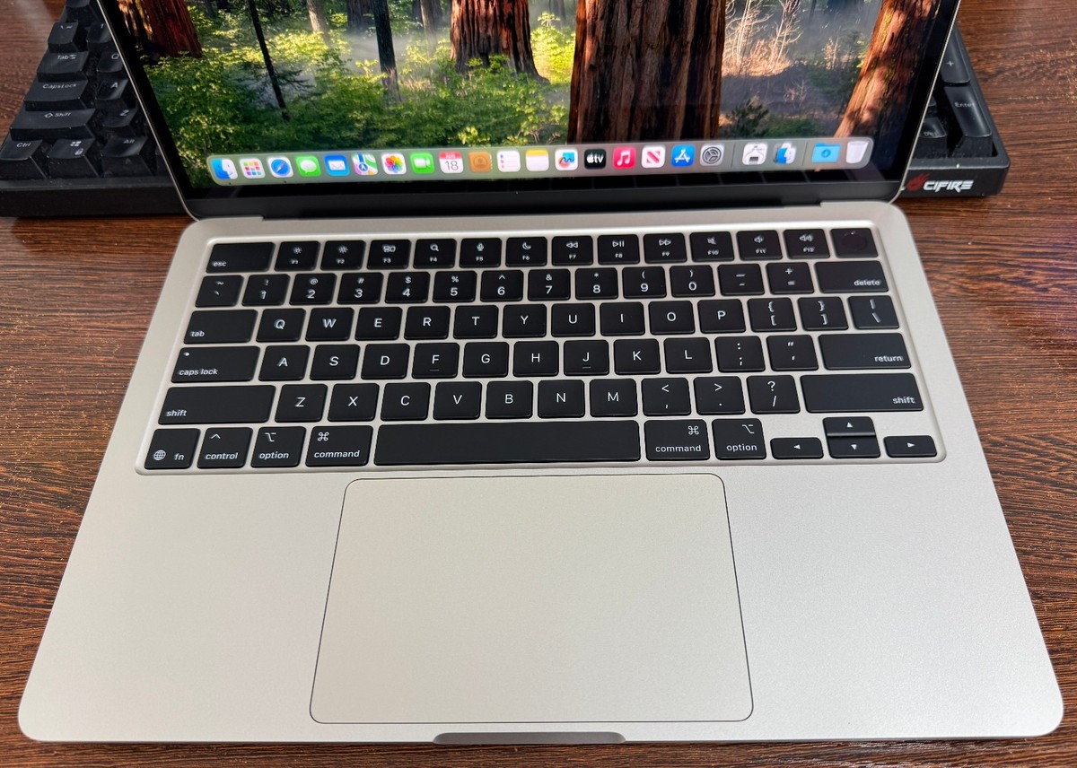 Apple MacBook Air 13