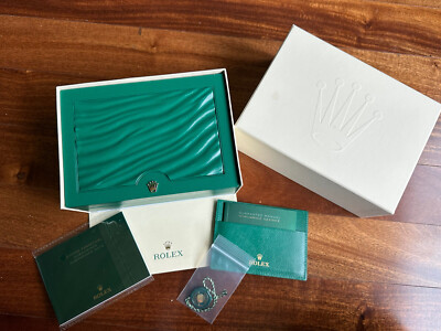 Rolex Medium Watch Box 39139.64 - Oyster M - Submariner Set 1998