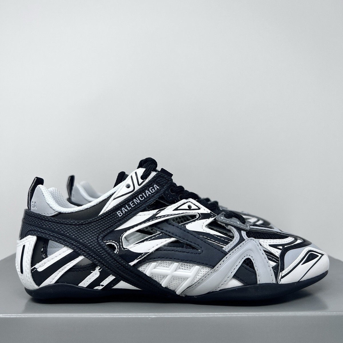 Balenciaga Drive Women's Sneakers Size 35 EU/ 5 US Black Grey | eBay