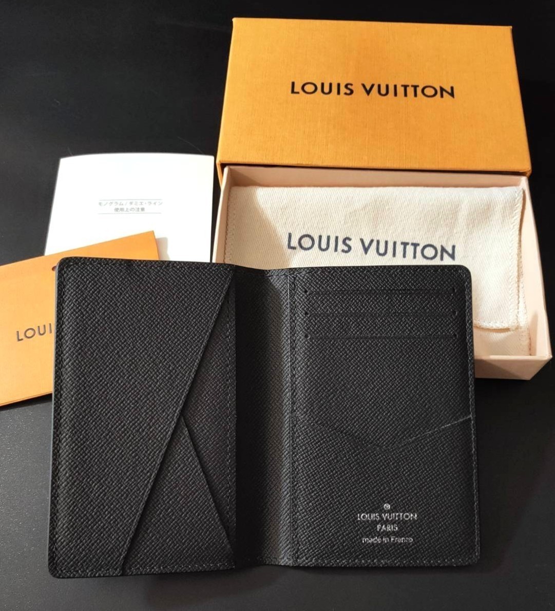 Louis Vuitton Pocket Organizer de Poche Leather Card Case Taiga