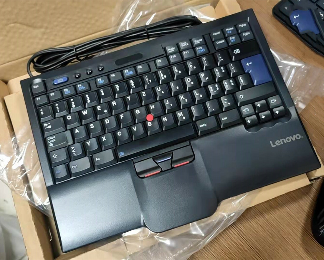 Lenovo UltraNav USB Keyboard SK-8845cr Keyboard Universal For Pc