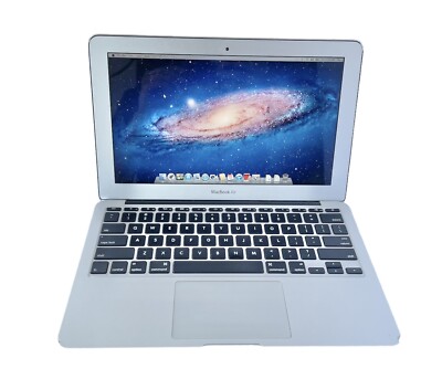 Apple MC968L/A 2011 MacBook Air 11