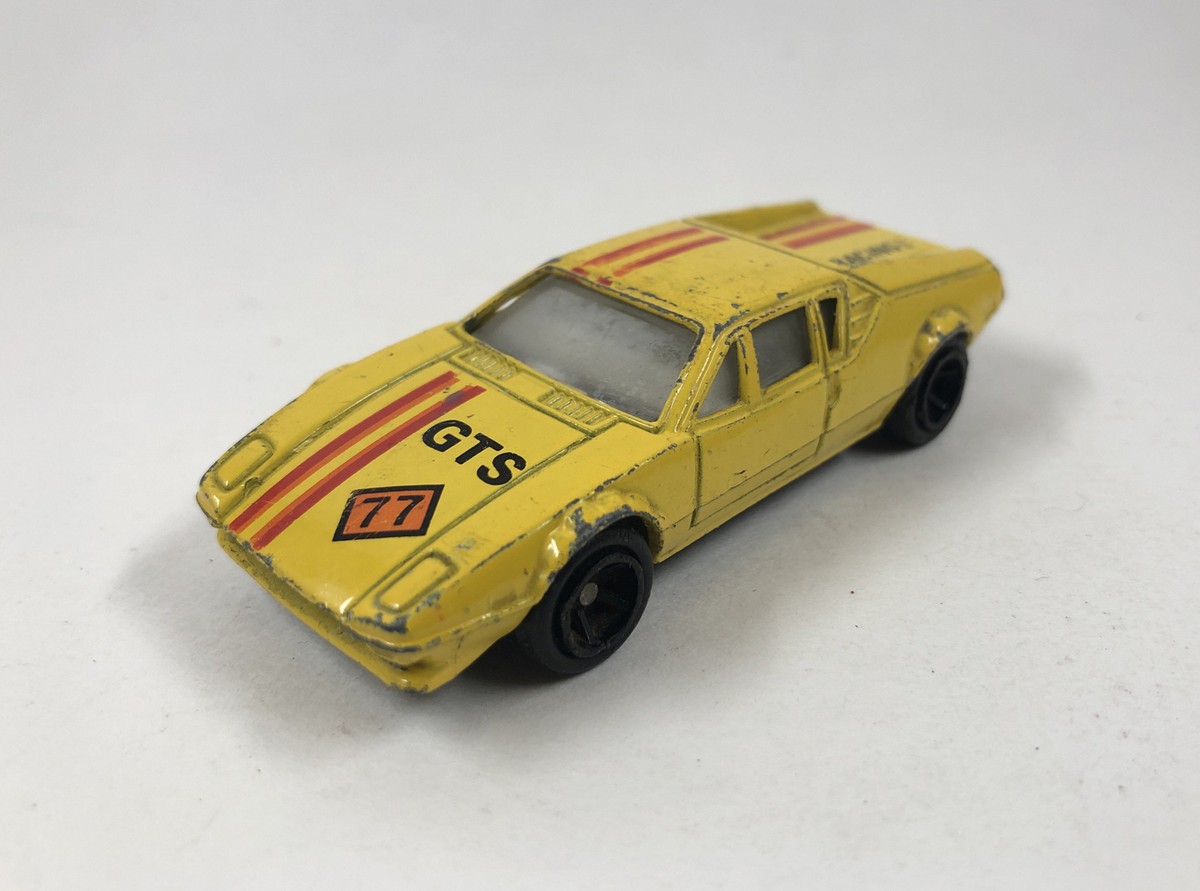 Yellow De Tomaso Pantera GTS 77 RACING, Die-Cast Metal Car Model