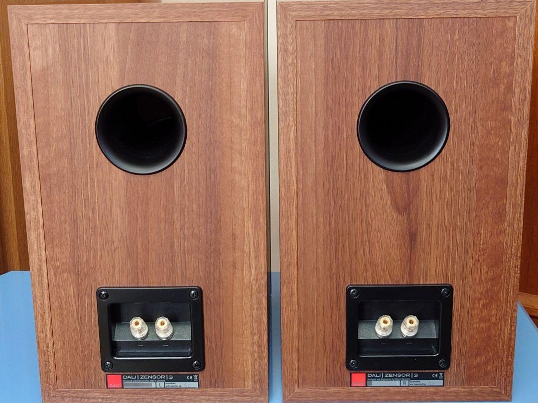 DALI ZENSOR 3 Bookshelf Speakers Pair Walnut Very Good | eBay