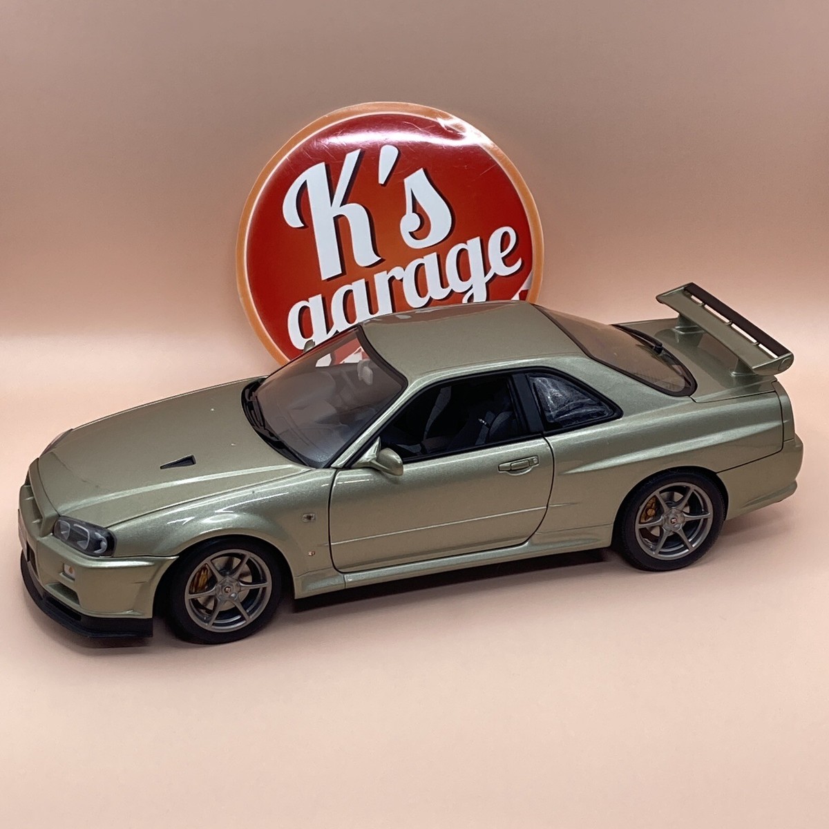 AUTOart 1/18 Nissan Skyline GT-R R34 V-Spec II Nurburgring