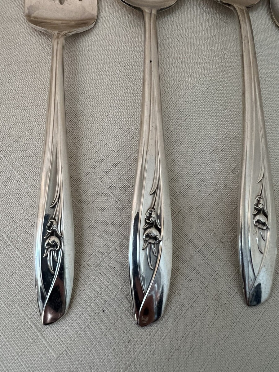 International Silver Company SILVER TULIP Silverplate Hostess Set