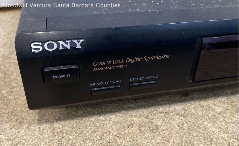 Sony St-jx661 Quartz Digital Synthesizer Am/fm Tuner 30 Presets
