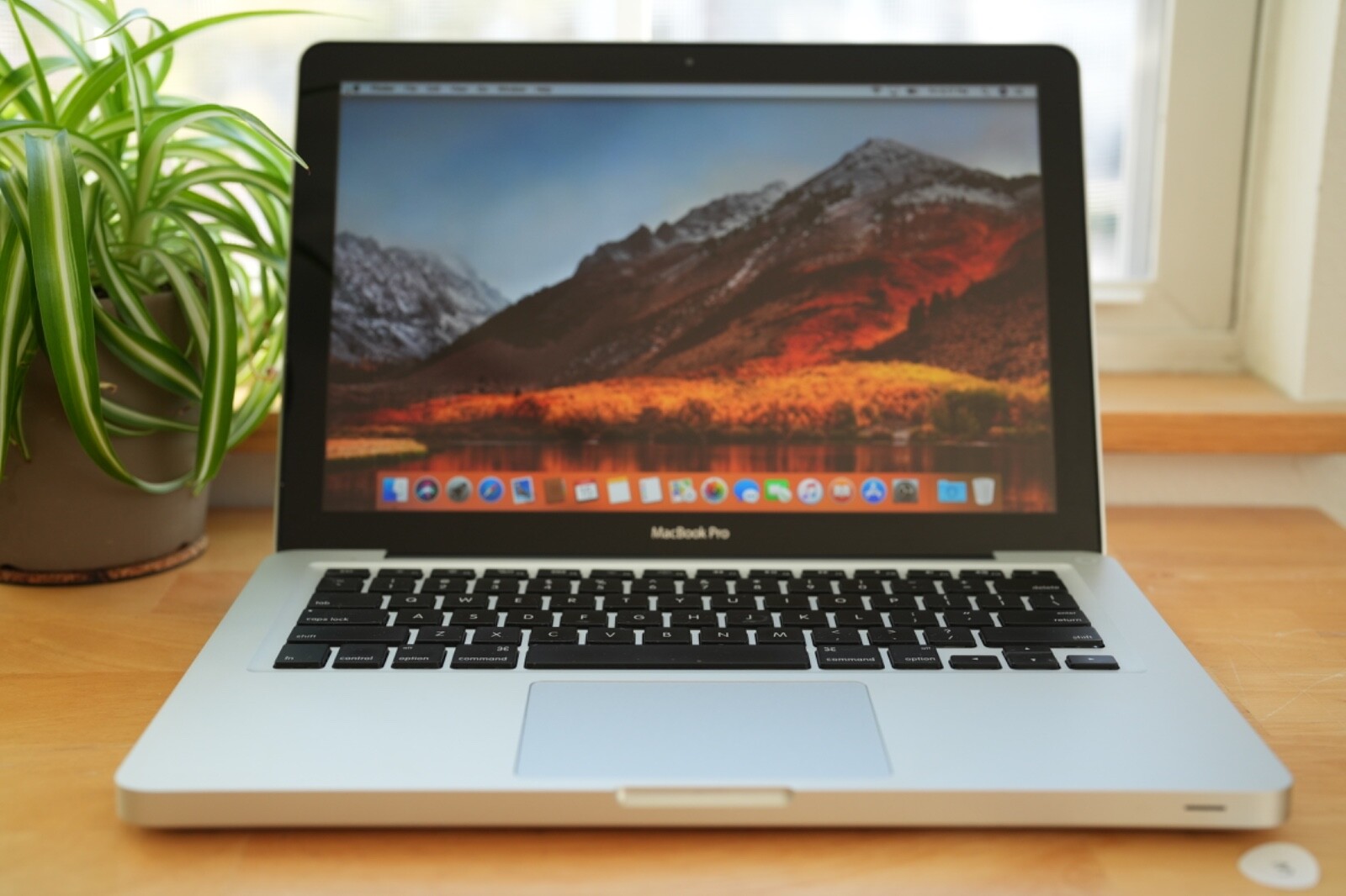 APPLE MacBook Pro A1278, 2.5Ghz Intel Core i5, 4GB RAM, 120GB SSD