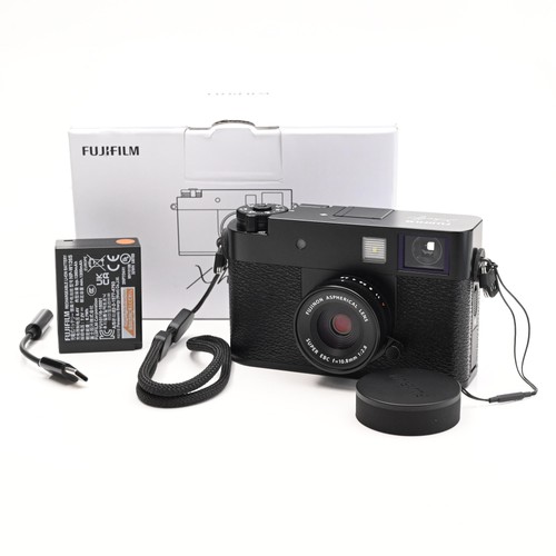 Fujifilm X Half Frame 18MP Digital Camera #323 | eBay
