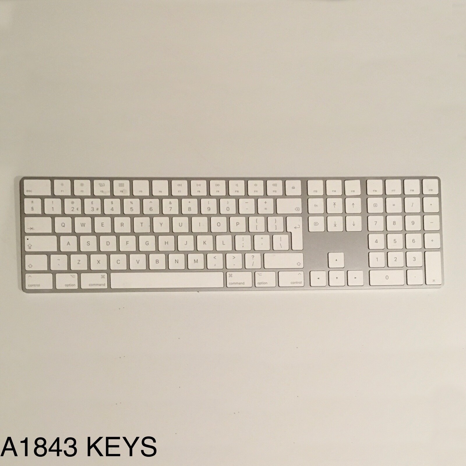 A1843 Apple Magic Keyboard With Numeric Pad 1x White Replacement