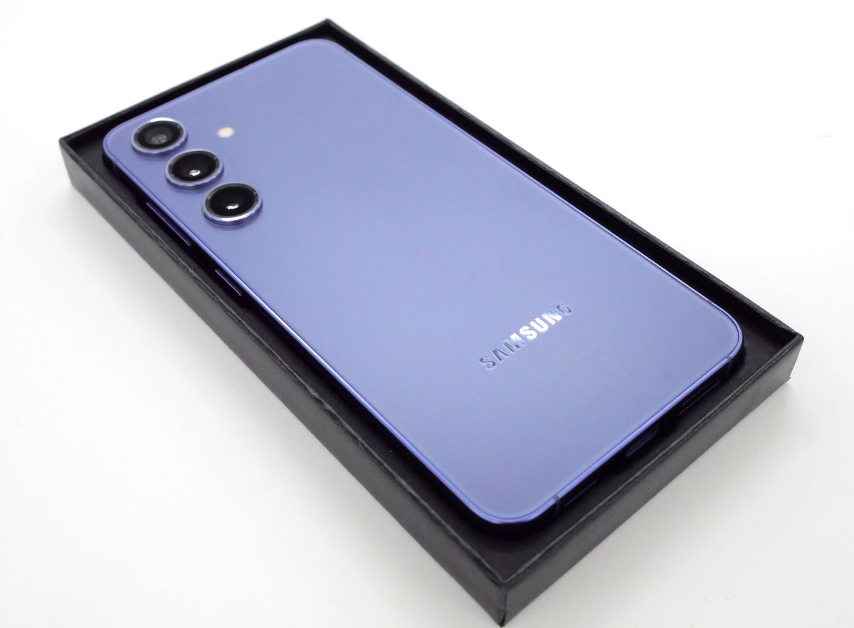 チタンフレームに6.8インチ平面ディスプレイ搭載の「Galaxy S24 Ultra