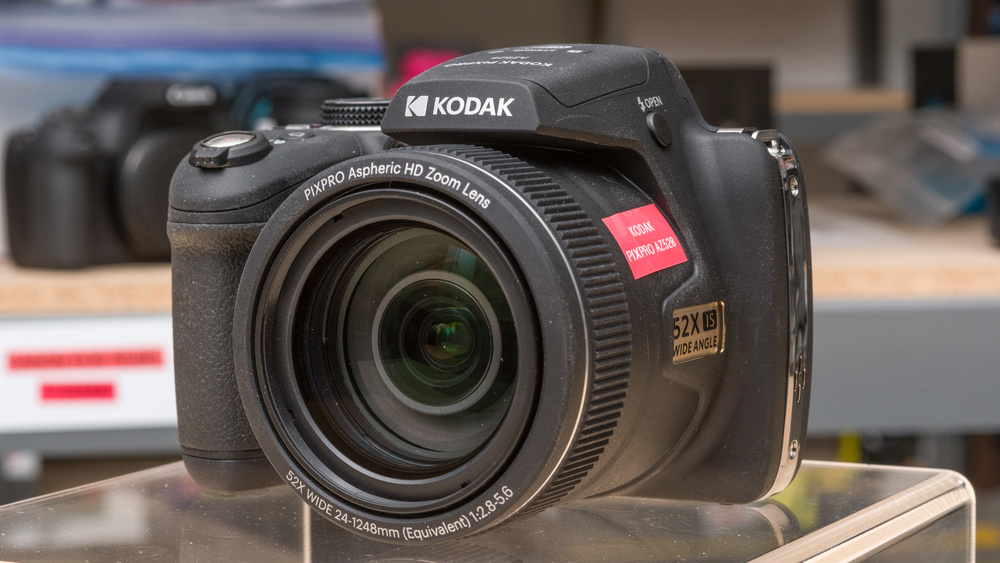 KODAK PIXPRO AZ528 Review - RTINGS.com