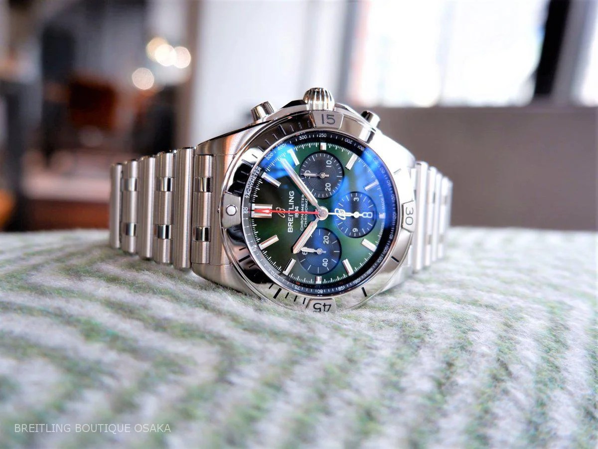 ブライトリングのデザイン【ベルト編】 – ブライトリングブティック