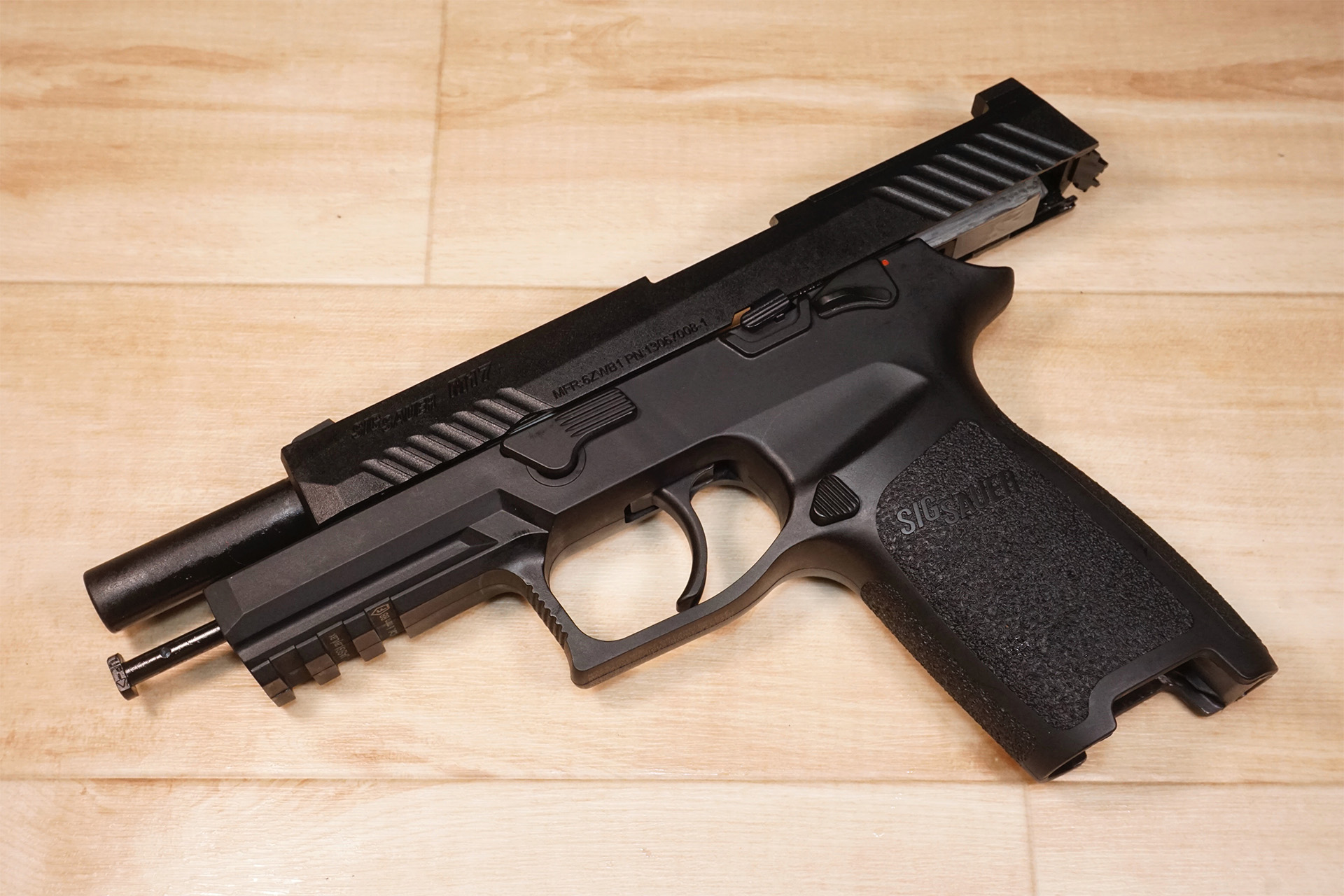 SIG SAUER ProForce M17 CO2 GBB ブラックを購入したのでレビューし