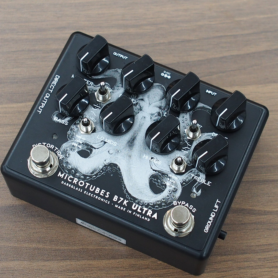 ベーシストのエフェクターボードに絶対入れたいエフェクター4選楽器奏