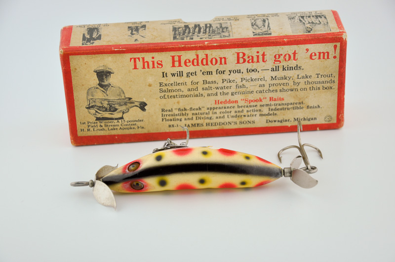 Heddon SOS 160 Lure Strawberry Spot - Fin & Flame