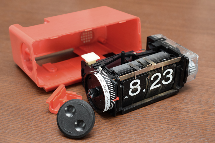 物持ちいい人・セイコーぱたぱた時計QN450Rを修理 – IKINARI LARC
