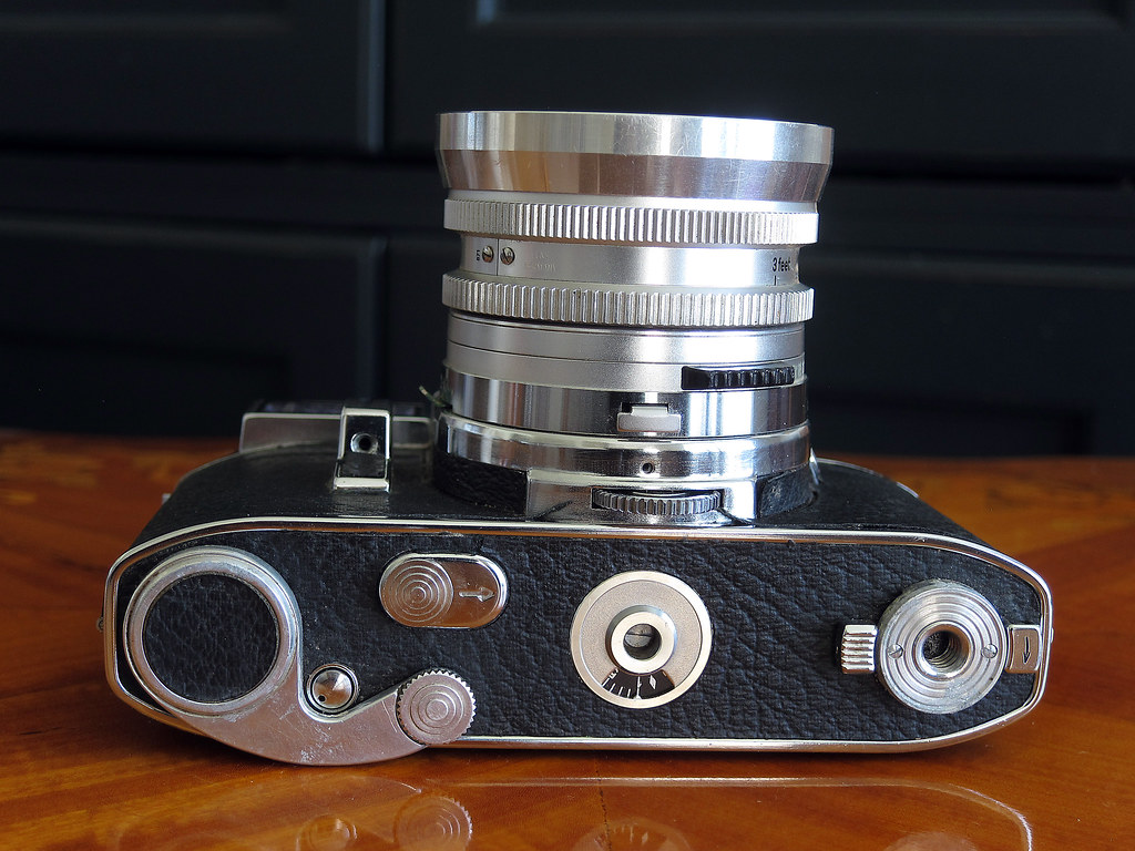 Kodak Retina Reflex III - Down the Road