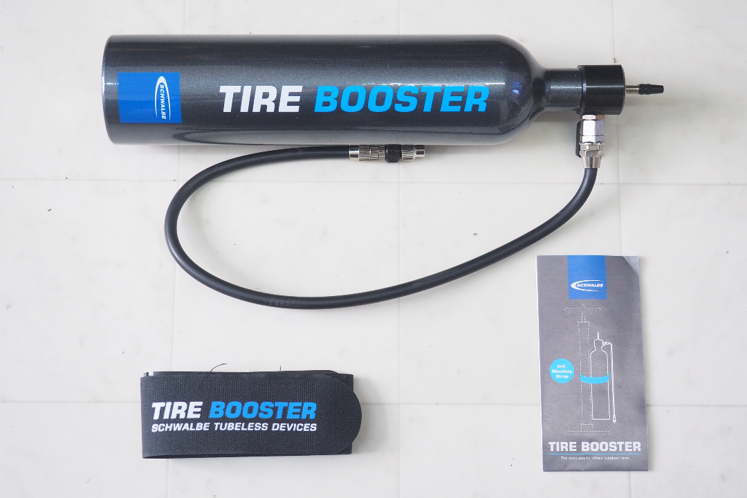 超簡単！チューブレスタイヤのビード上げ『シュワルベ：タイヤ