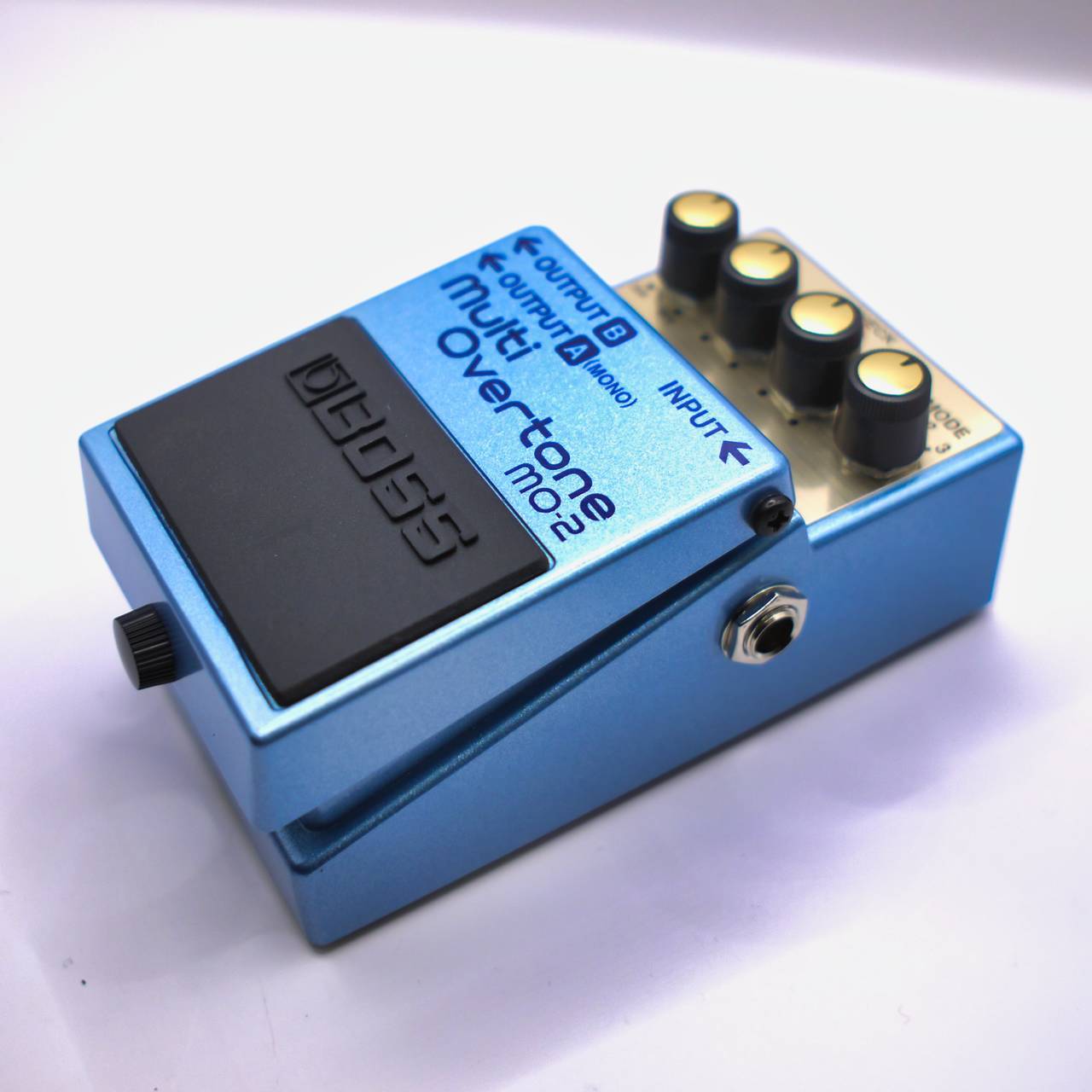 BOSS MO-2 倍音で音が太く広がる多次元ペダル - - 西尾楽器オンライン