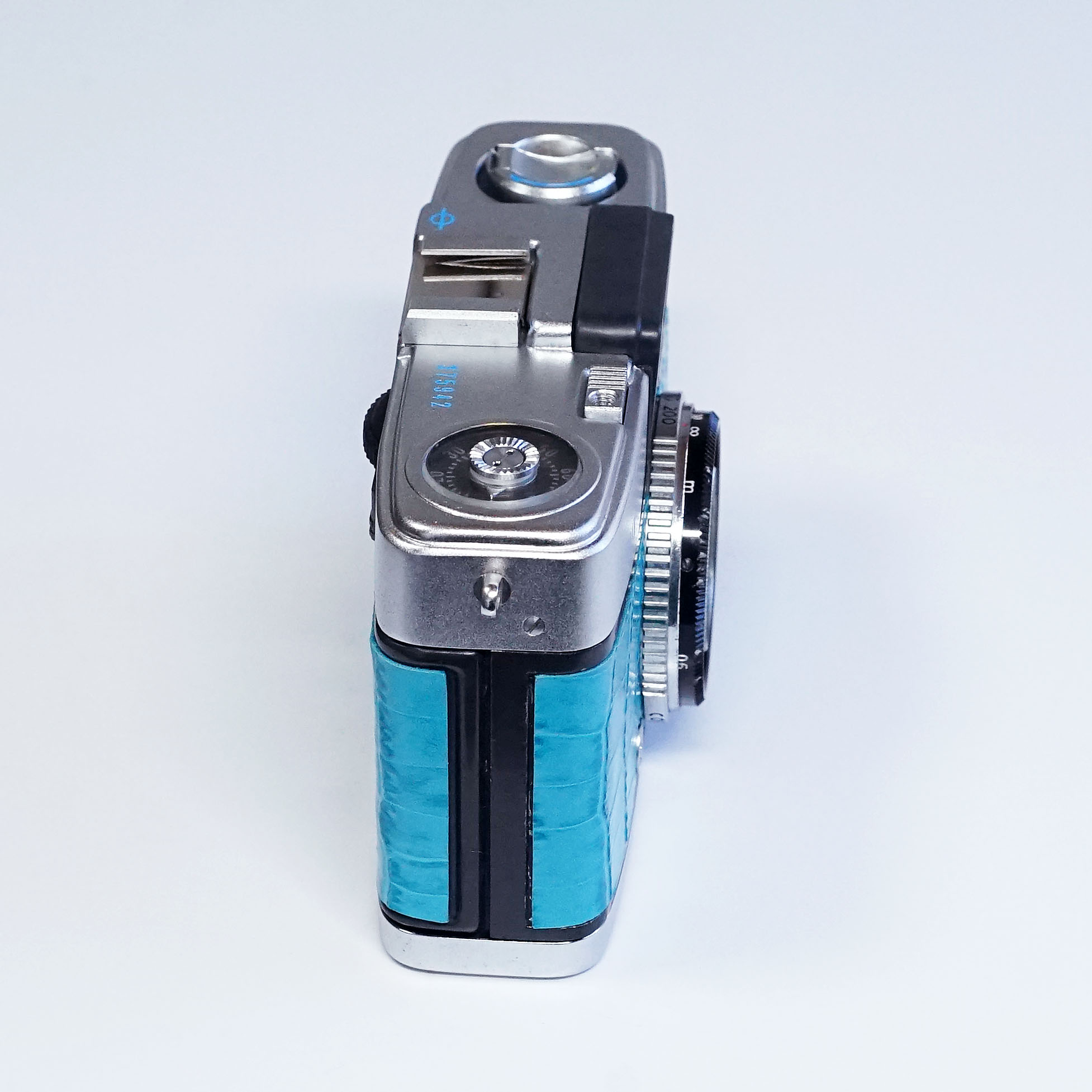 限定カラーカメラ OLYMPUS 初代PEN ¥14,800（中古 35mmフィルム ハーフ