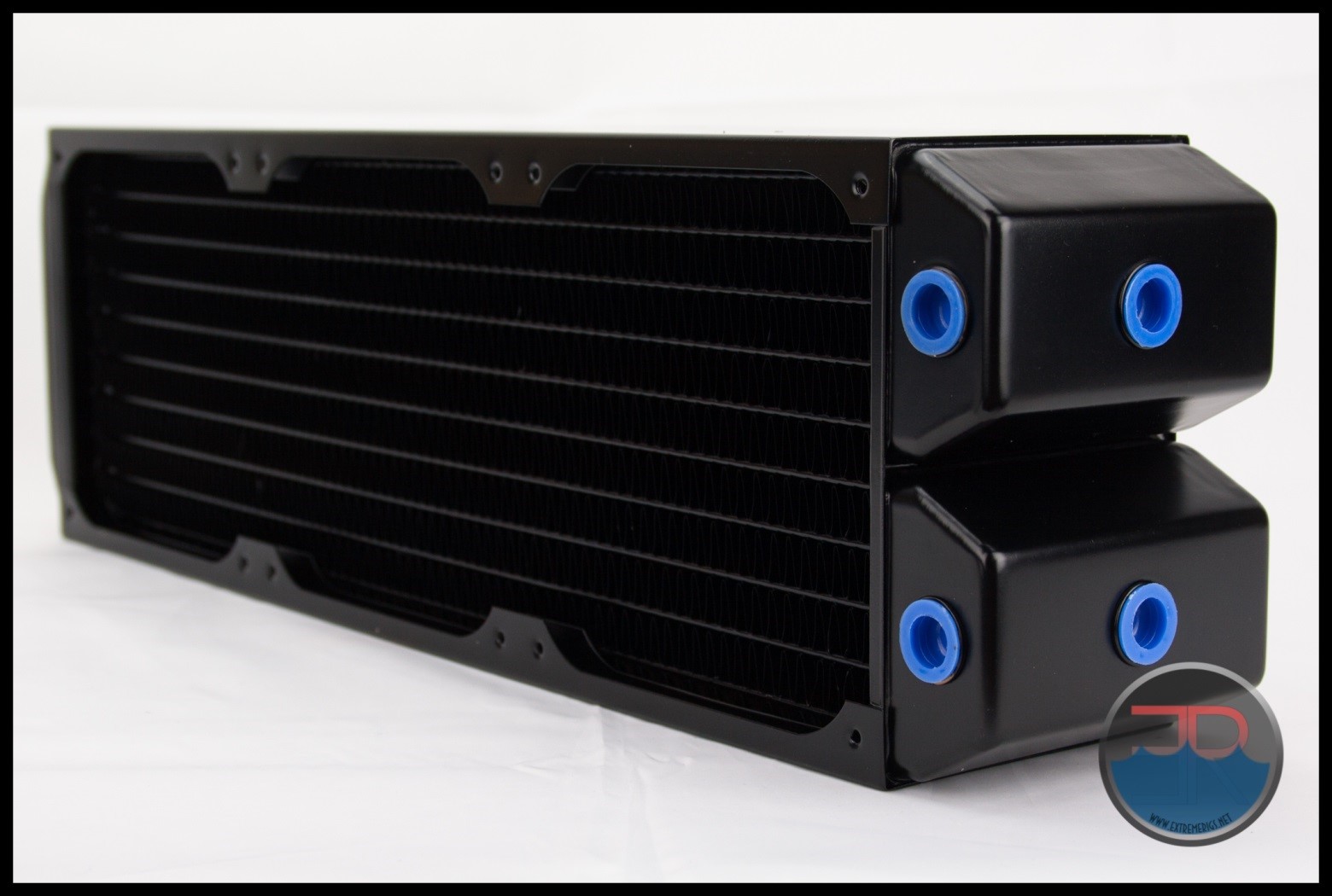 Alphacool NexXxos Monsta 360 Radiator Review - ExtremeRigs.net