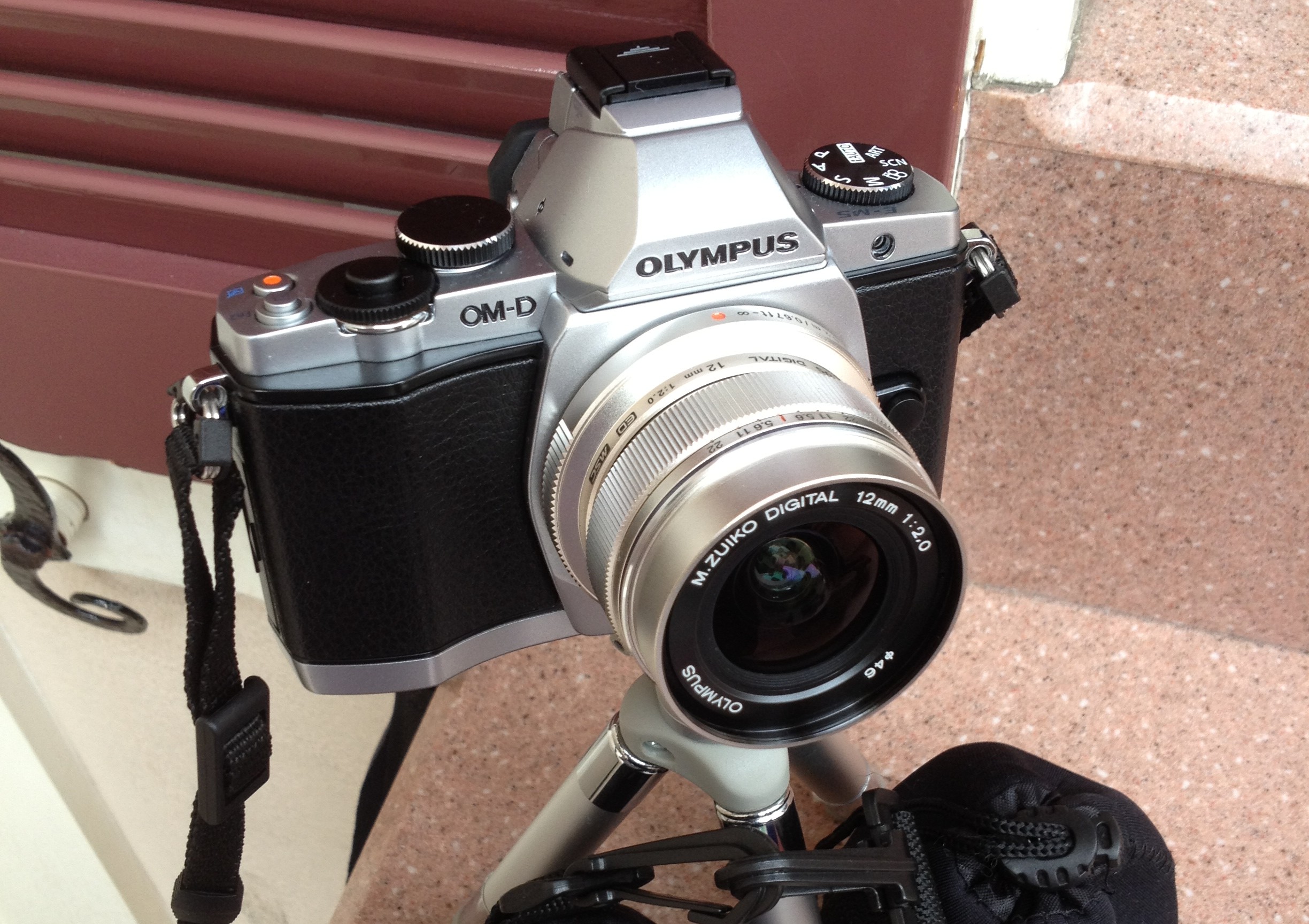 Olympus OM-D E-M5 Quick Take – The Cine Lens