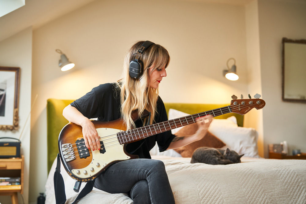 新製品】BOSS / WAZA-AIR BASS – GuitarQuest イシバシ楽器が送る楽器