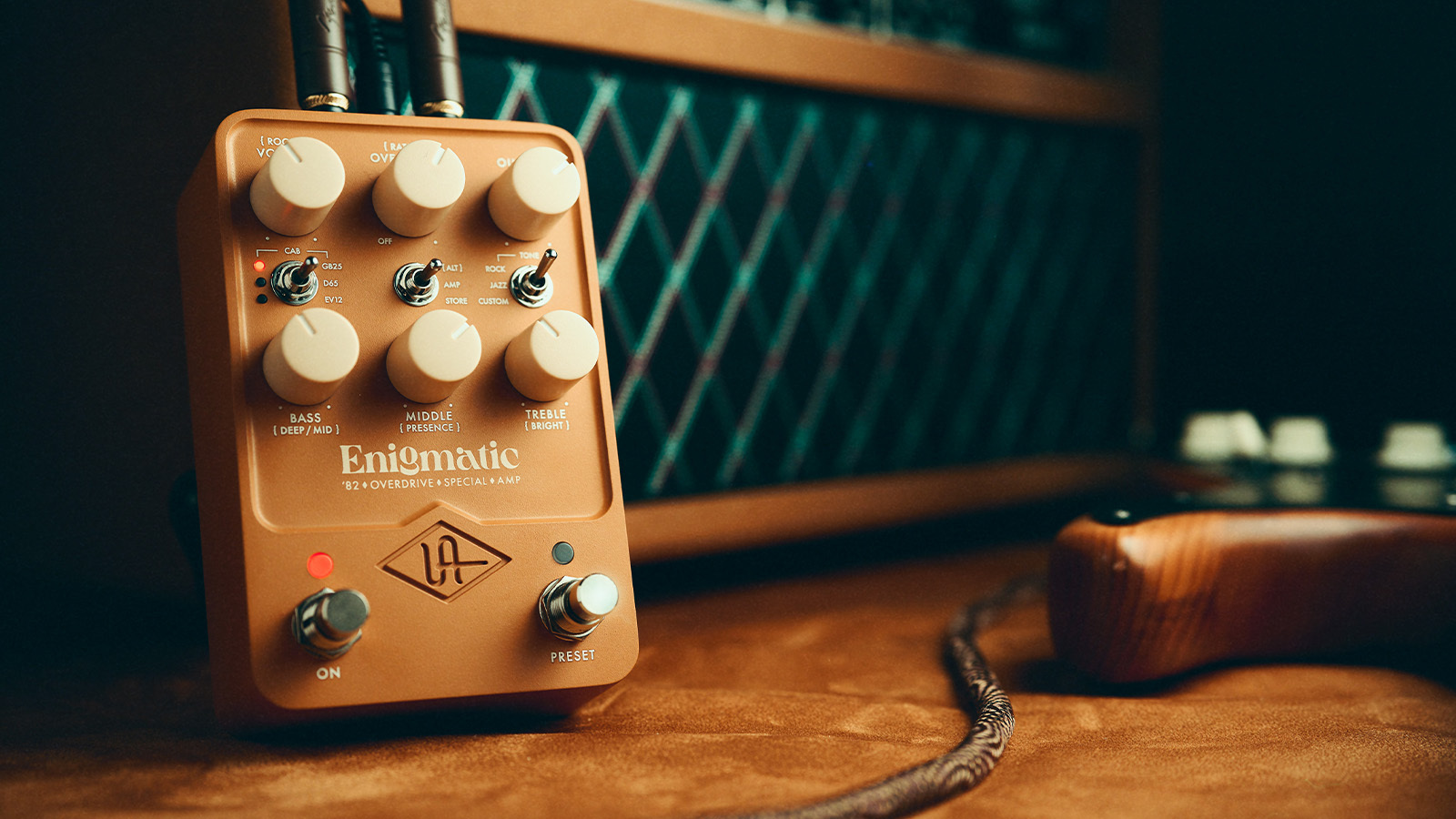 レジェンドを魅了する神秘的なトーン！ Universal Audio から UAFX