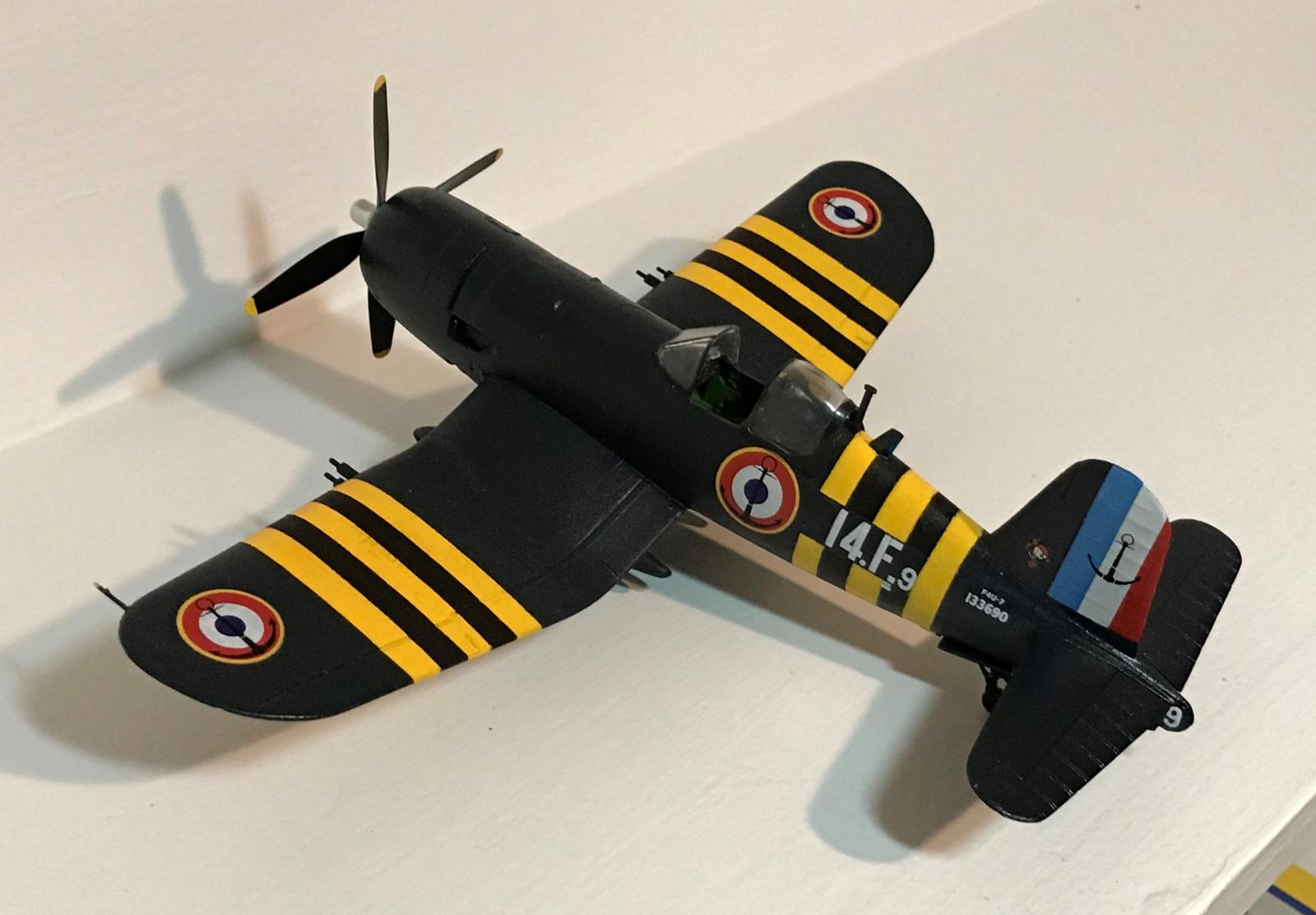 Heller F4U-7 in 1/48 - Corsair French French Navy - iModeler