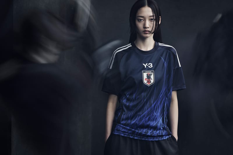 Y-3が手掛けたサッカー日本代表のユニフォームをチェック | Hypebeast.JP