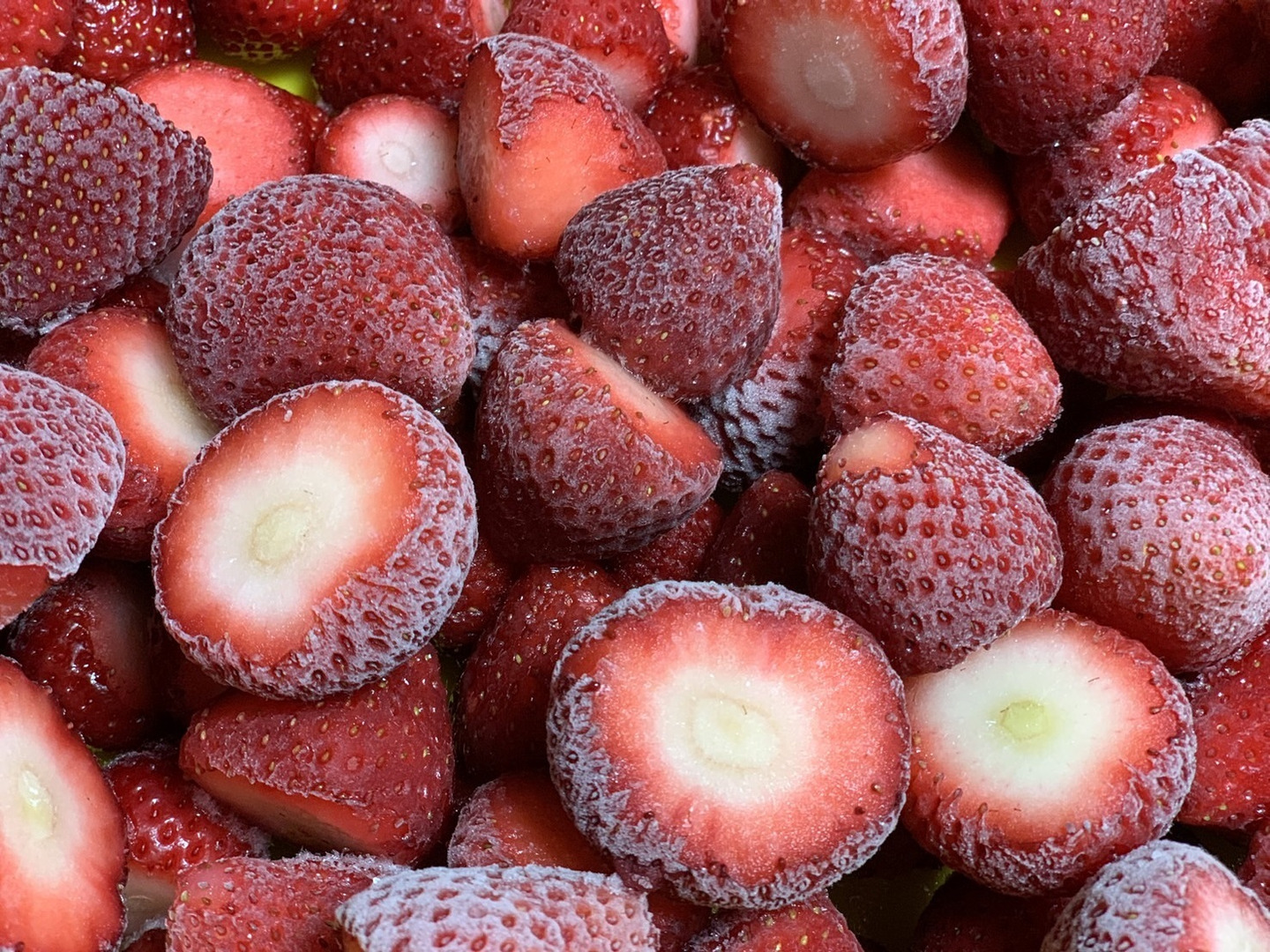 冷凍いちご食べ比べ【あまりん＆べにたま】2Kg🍓：埼玉県産のあまりん