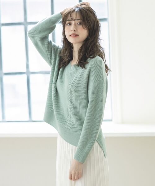 セール】 【洗える】ミドルゲージVネック ケーブルニット （ニット