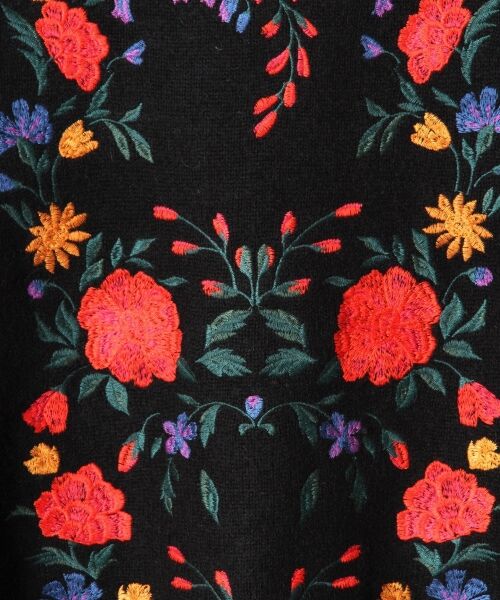 セール】 マルチ刺繍ニットトップ （ニット・セーター）｜GRACE