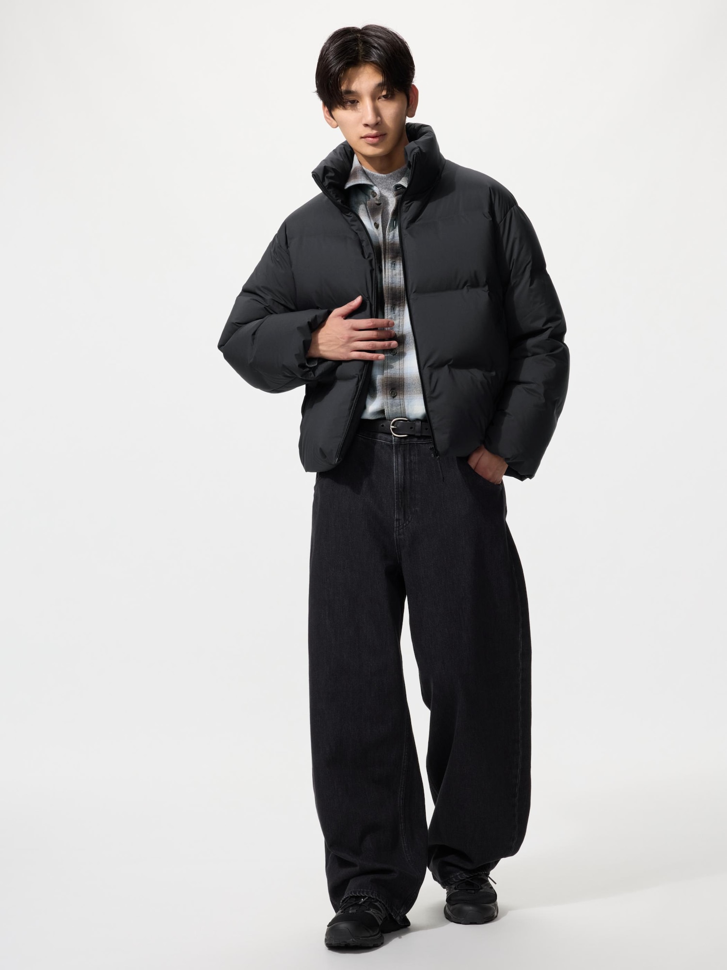 WOMEN シームレスダウンショートジャケット | UNIQLO UNIFORM