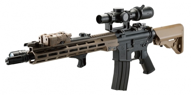 ショートスコープとドットサイト＆マグニファイアを使ったお手本