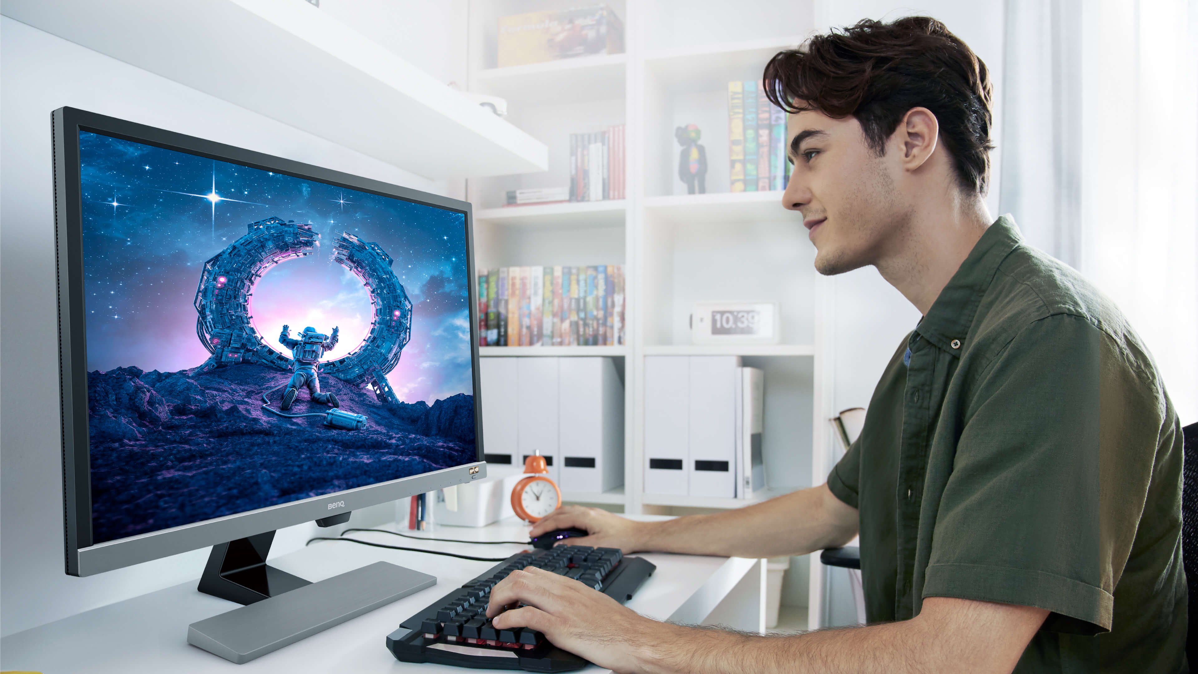 EW3270U | 31.5インチ 4K HDRアイケアモニター | ベンキュージャパン