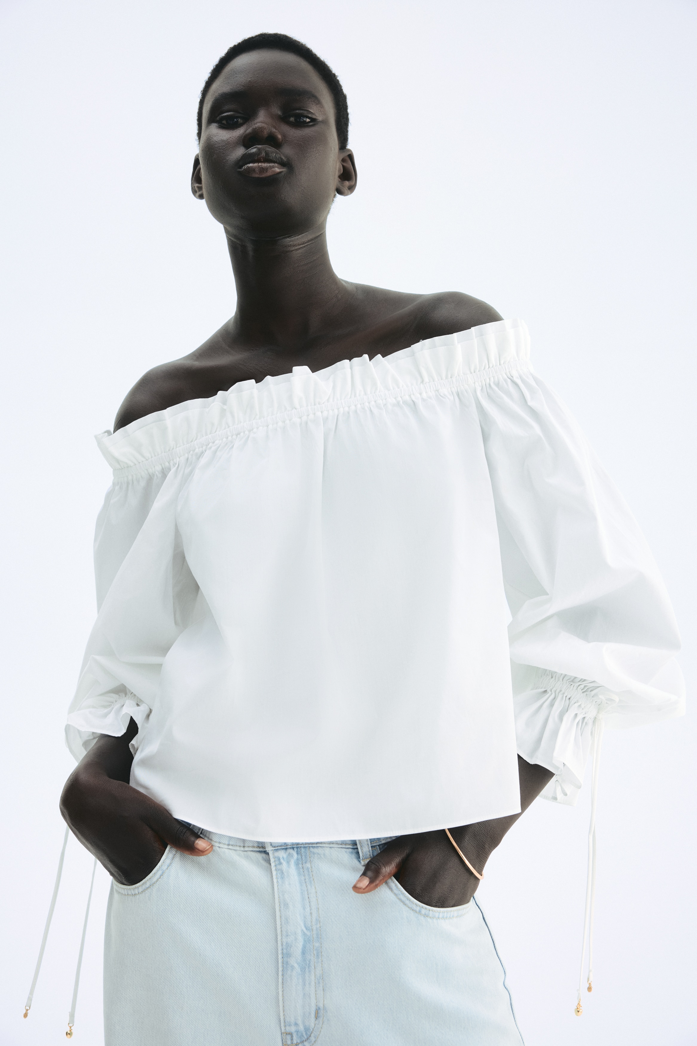 Women's White Off-the-Shoulder Poplin Blouse | H&M CA