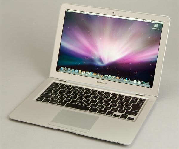 やっぱり気になるMacBook AirのSSD／HDDモデルをチェックした：MacBook