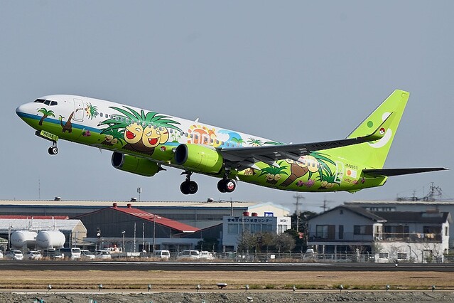 ソラシドエア、初の全面塗装機「ナッシージェット宮崎」就航 約3年間