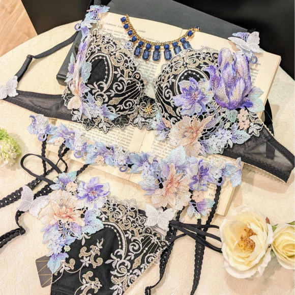 サルート19グループ入荷しています♡ │ 名古屋PARCO-パルコ-