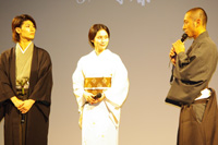 中谷美紀、市川海老蔵と三浦春馬の三角関係を希望!? | チケットぴあ