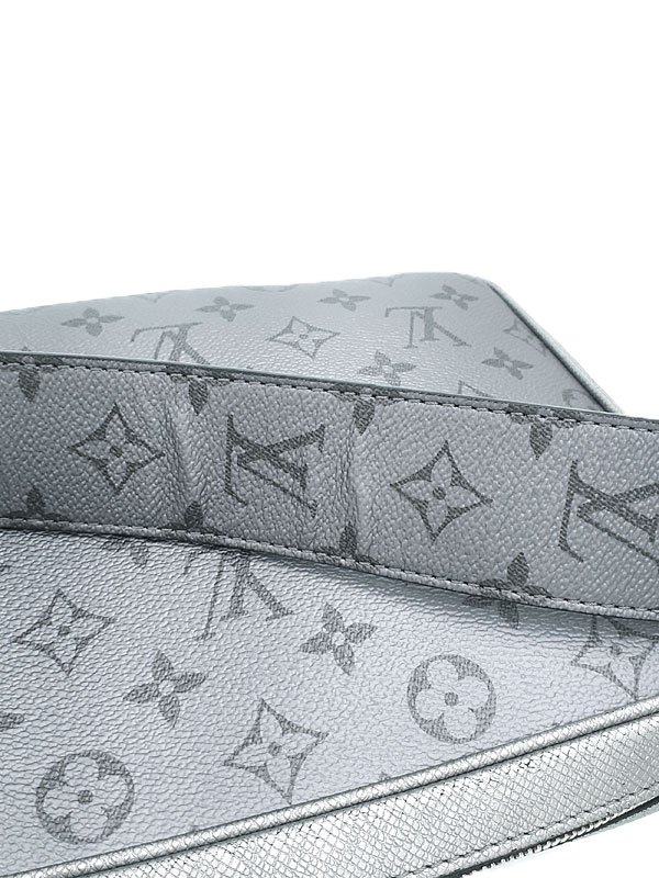 LOUIS VUITTON】ルイヴィトン『タイガラマ アウトドア メッセンジャー