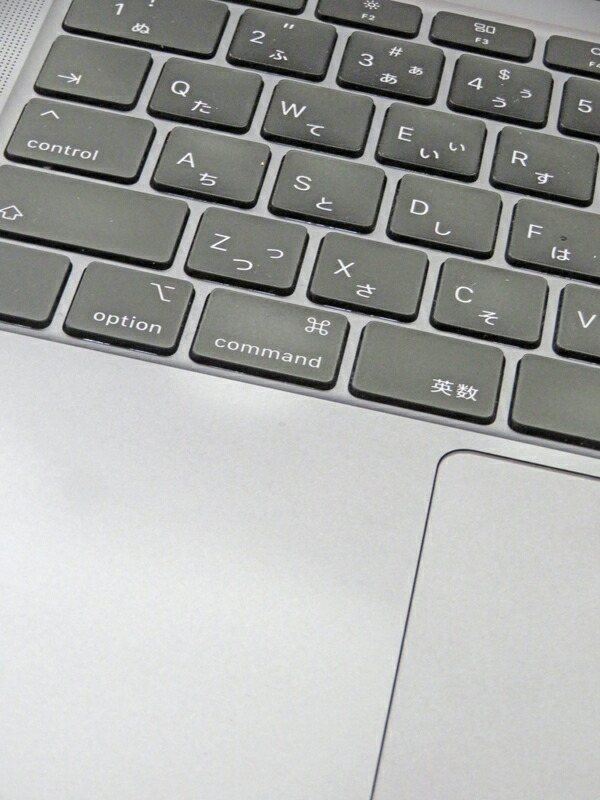 Apple】アップル『MacBook Air / 2020 / 13.3inch / M1 / 8GB / 256GB