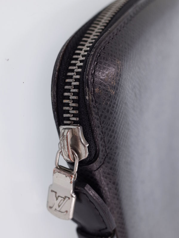 LOUIS VUITTON】ルイヴィトン『タイガ オーガナイザー アトール