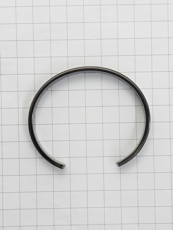 TIFFANY＆Co.】【オープンバングル】ティファニー『チタン 1837 カフ