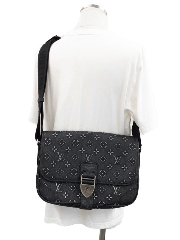 LOUIS VUITTON】ルイヴィトン『モノグラム アーチー メッセンジャー
