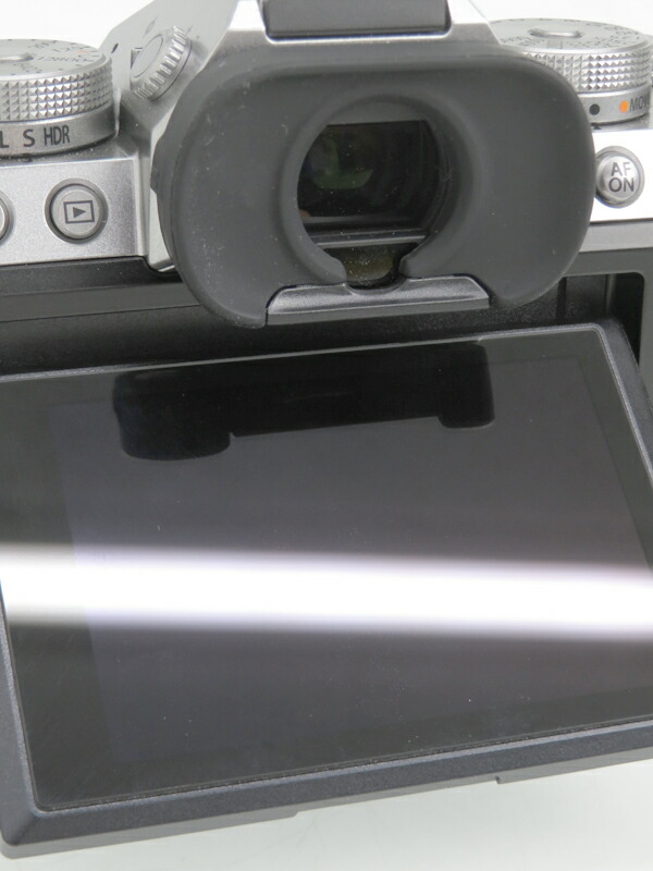 FUJIFILM】富士フイルム『FUJIFILM X-T5 ボディ シルバー』2022年11月